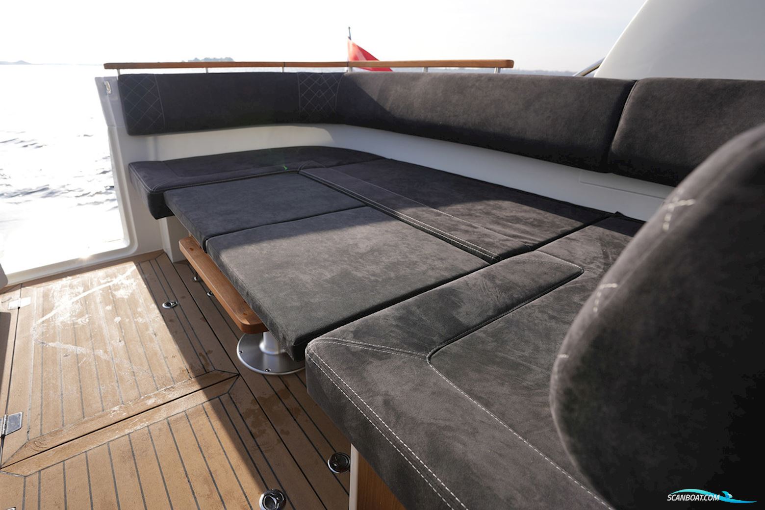 Marex 330 Scandinavia (2024)