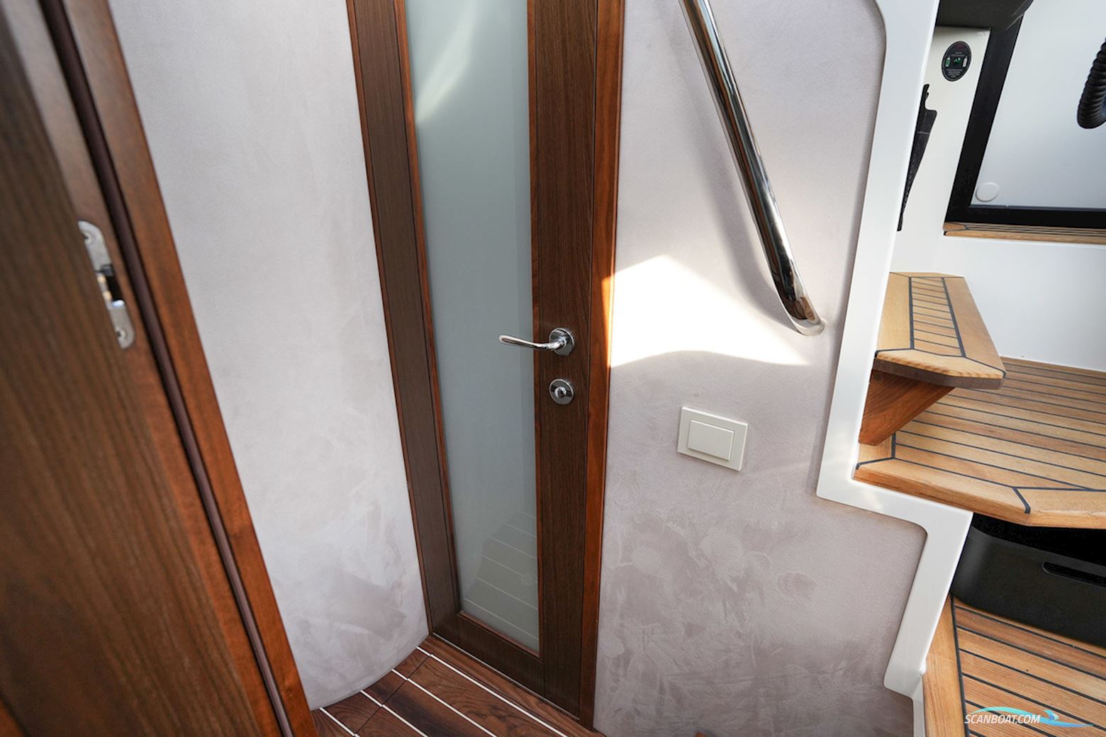 Marex 330 Scandinavia (2024)