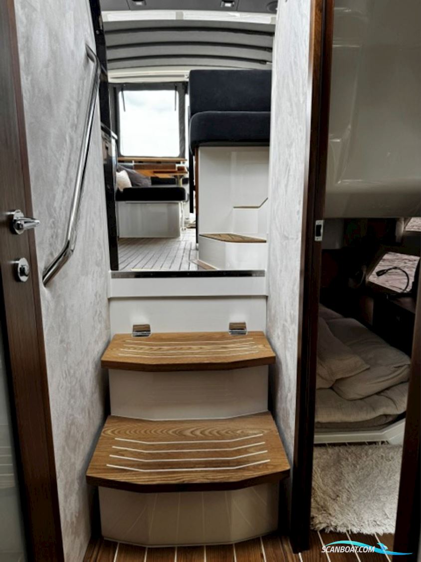 Marex 360 Cabriolet Cruiser