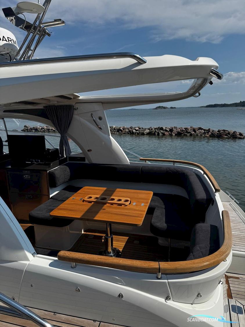 Marex 360 Cabriolet Cruiser