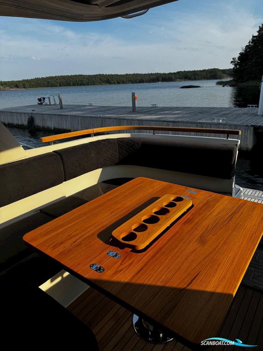Marex 360 Cabriolet Cruiser
