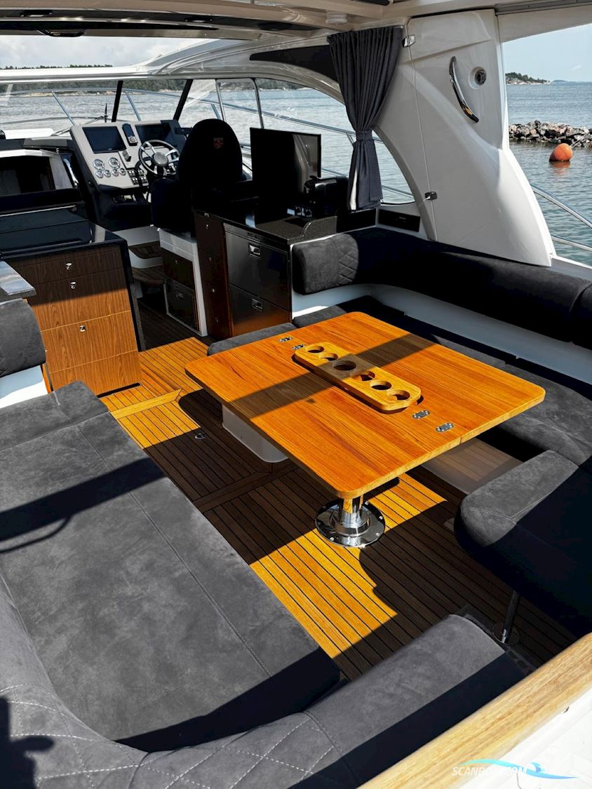 Marex 360 Cabriolet Cruiser