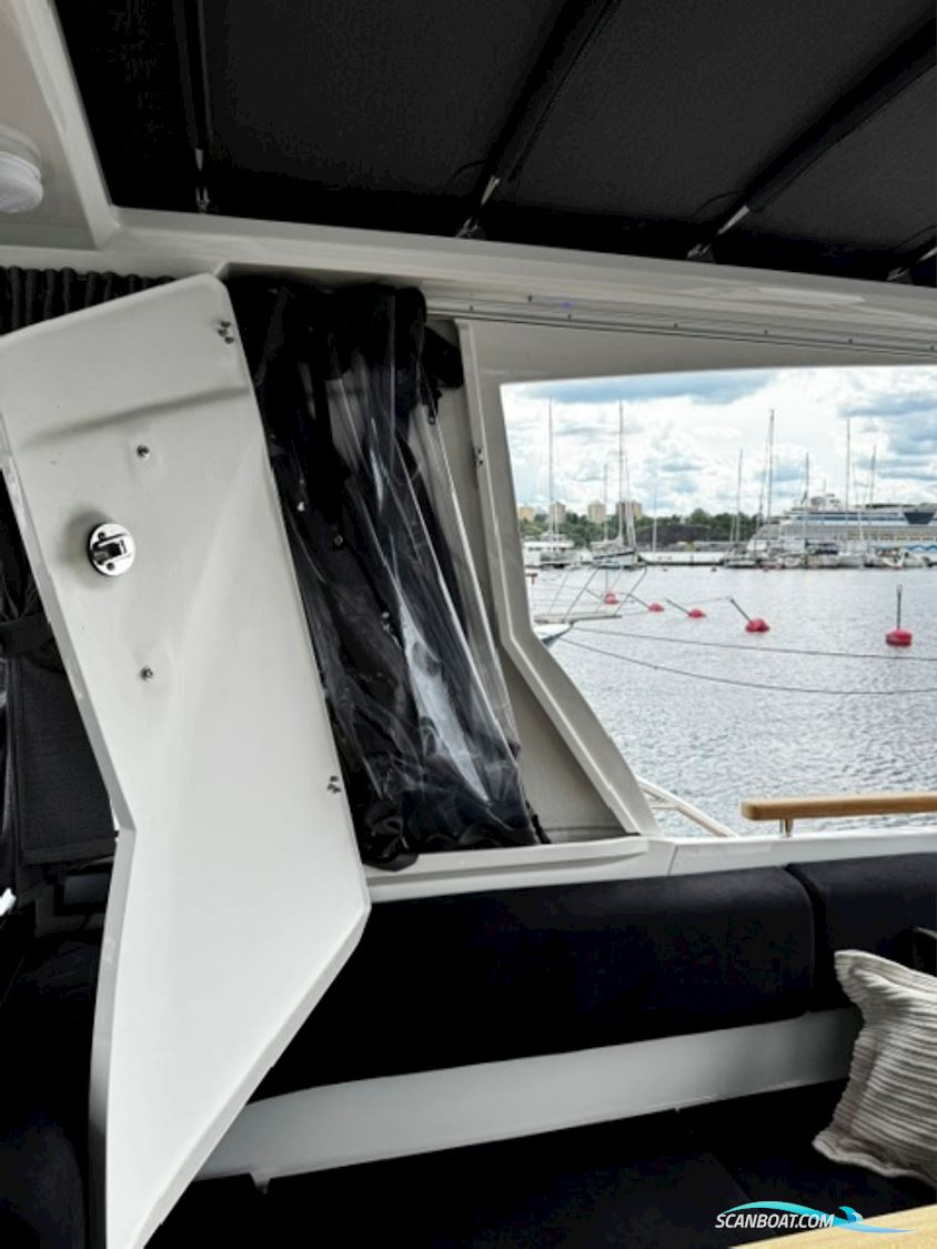 Marex 360 Cabriolet Cruiser