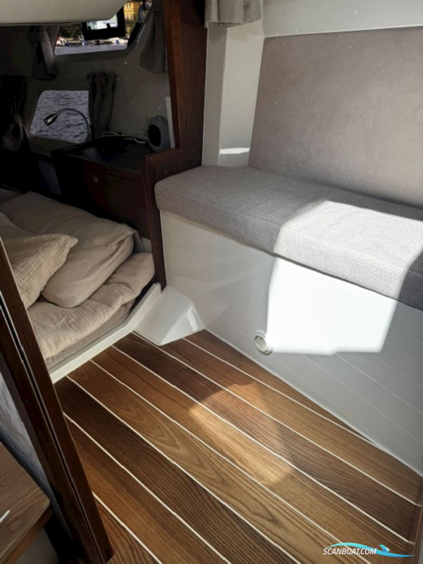 Marex 360 Cabriolet Cruiser