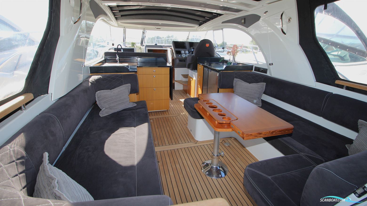 Marex 360 Cabriolet Cruiser