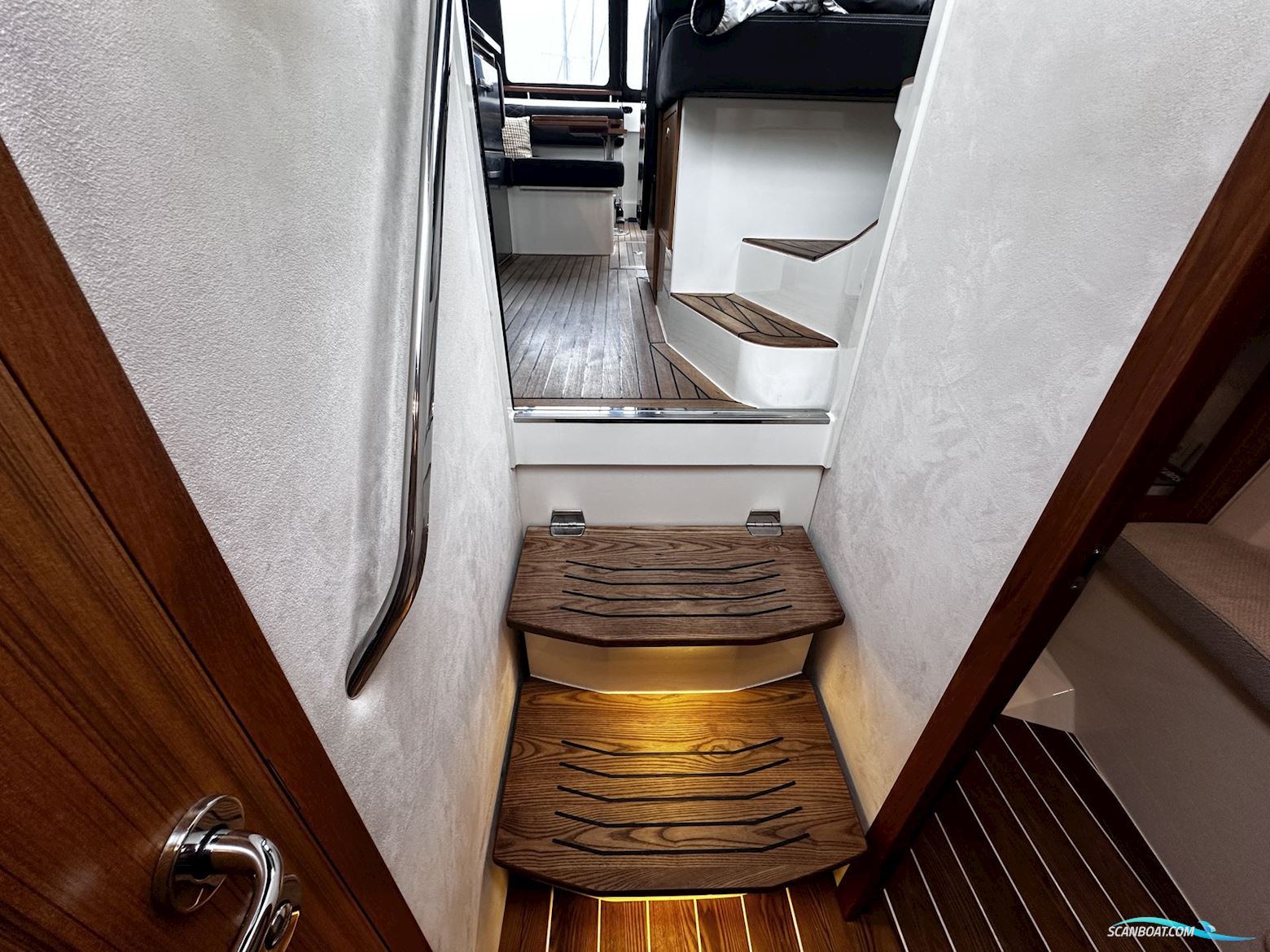 Marex 360 CC