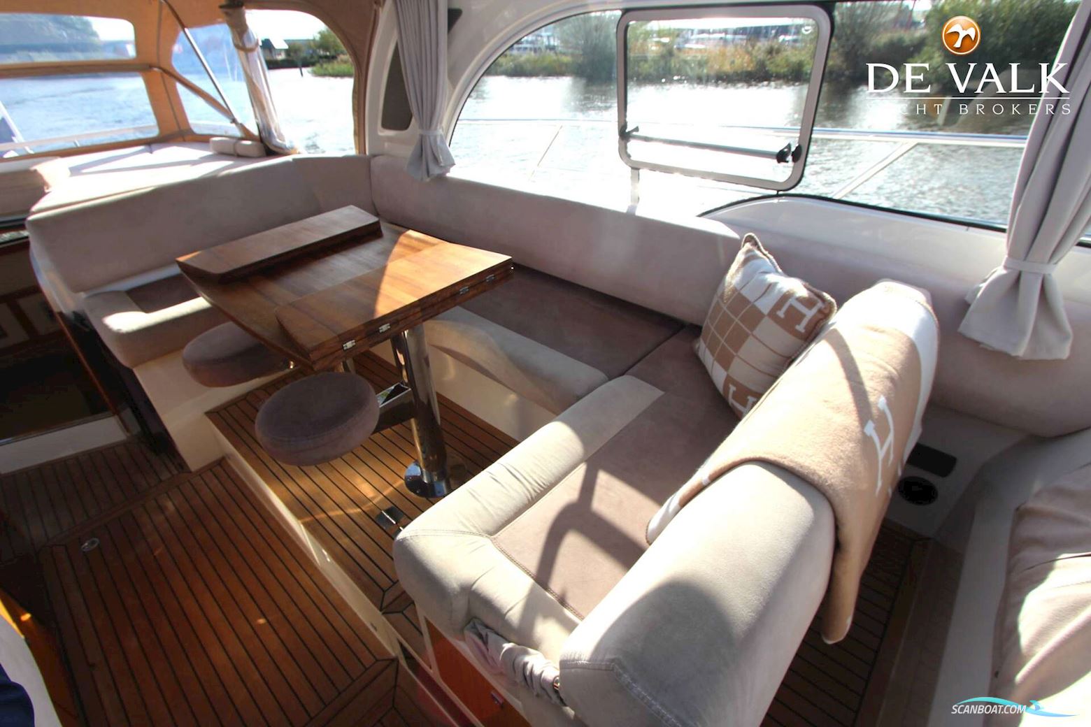 Marex 370 Aft Cabin Cruiser