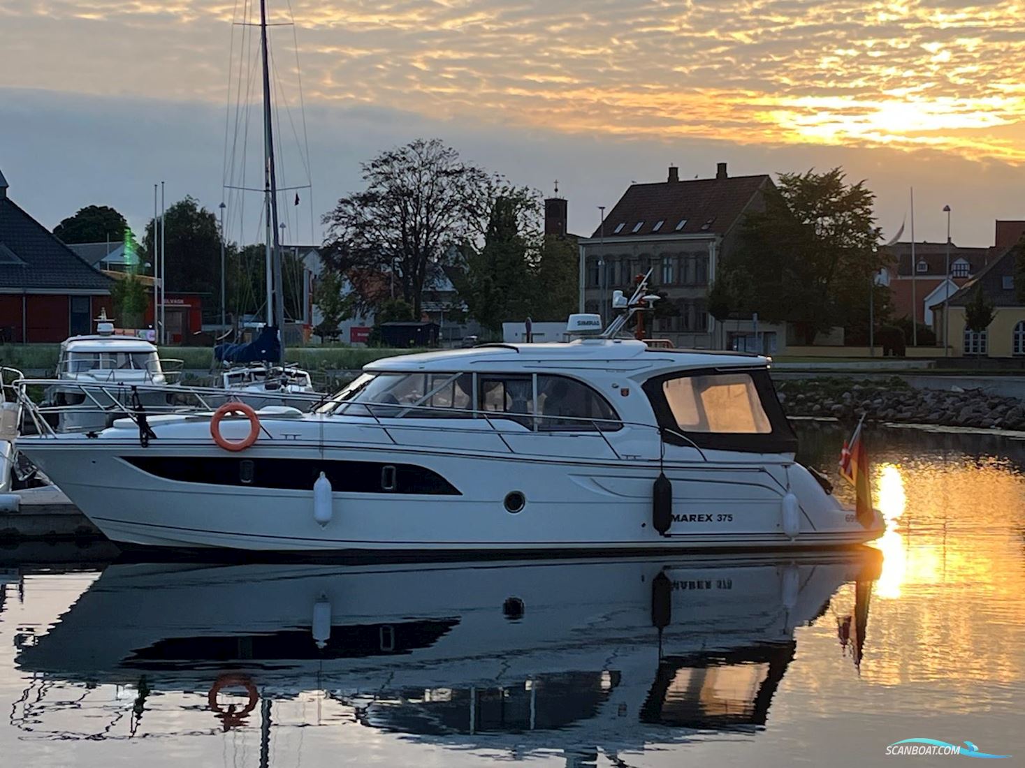 Marex 375