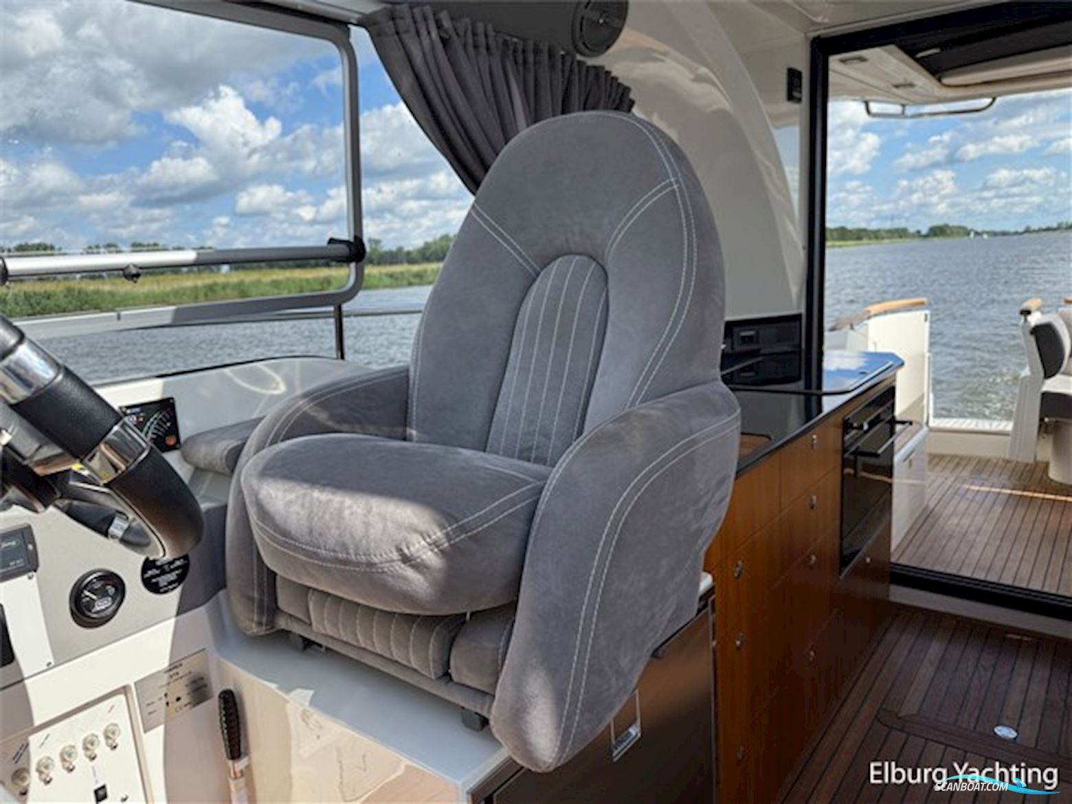 Marex 375