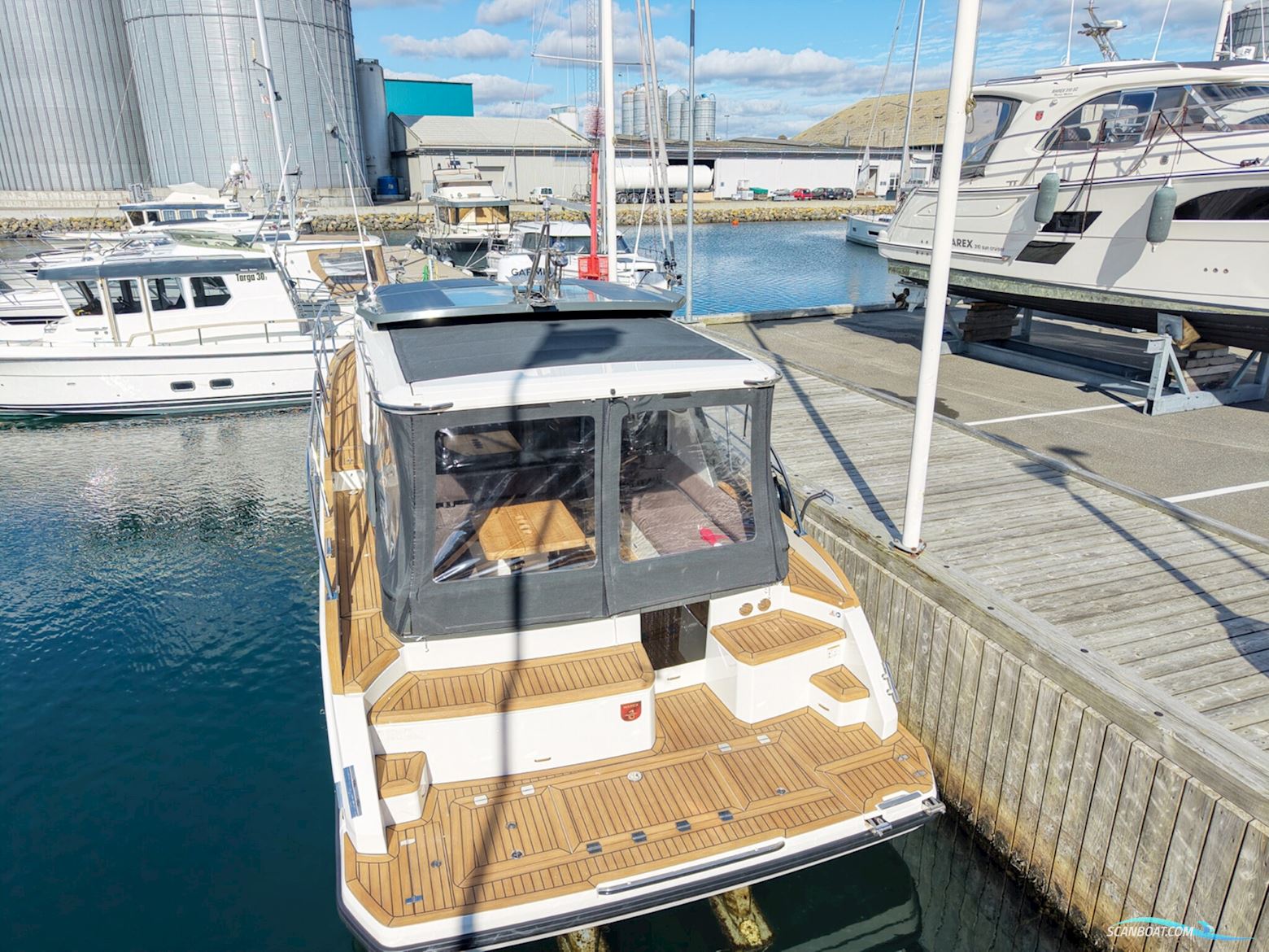 Marex 390