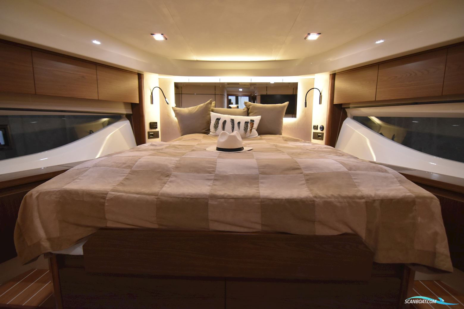 Marex 440 Gourmet Cruiser