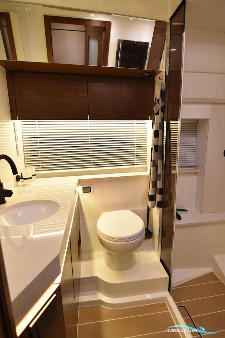 Marex 440 Gourmet Cruiser