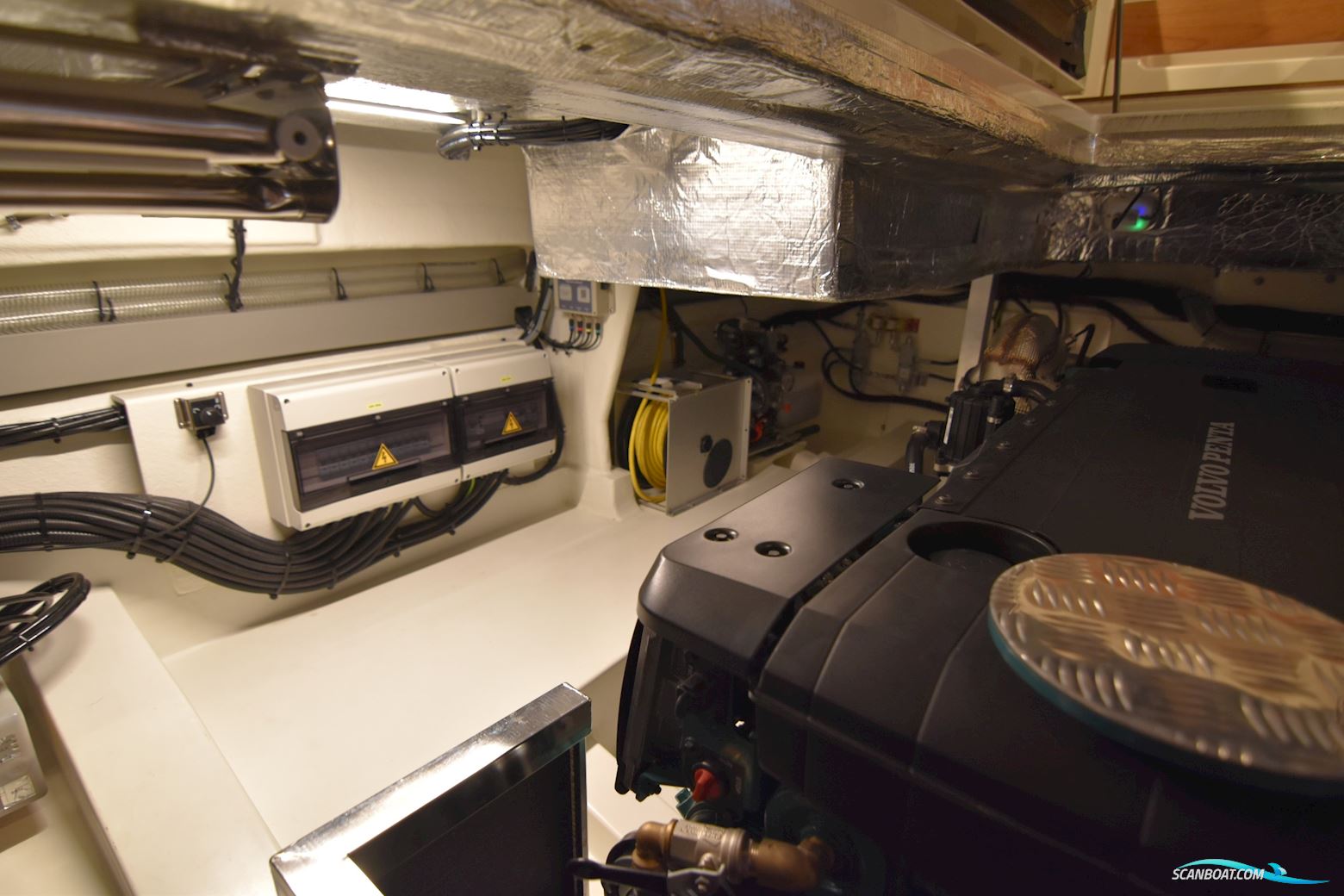 Marex 440 Gourmet Cruiser