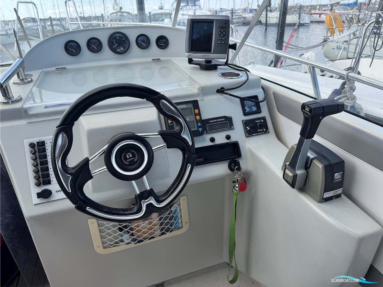 Marex 7100 sport cruiser