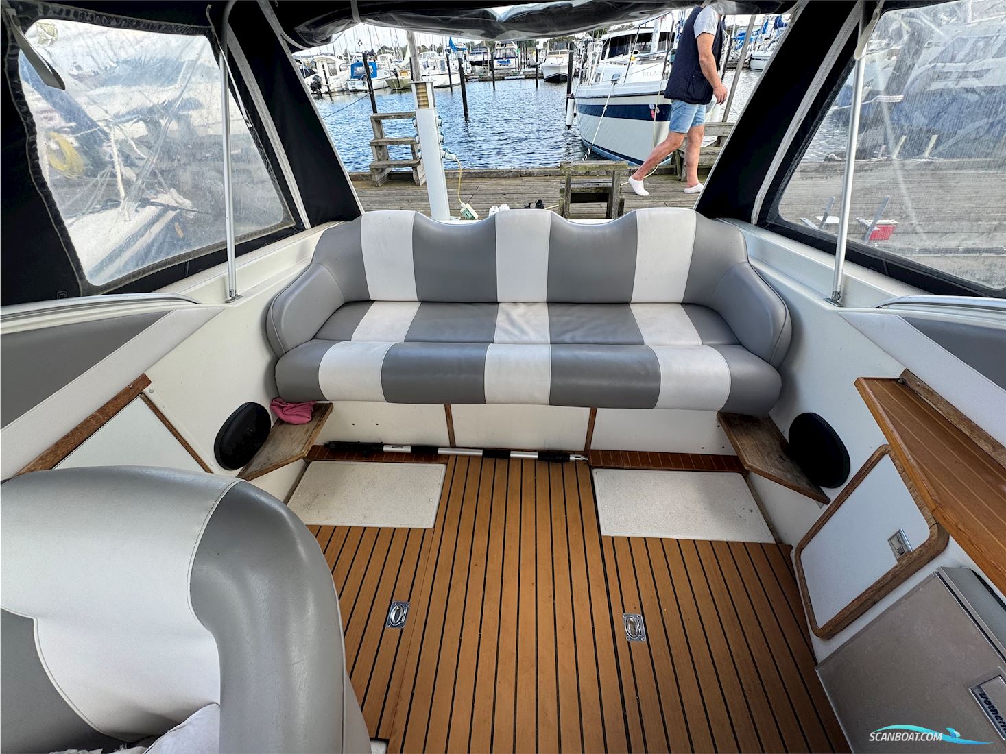 Marex 7100 Sport Cruiser