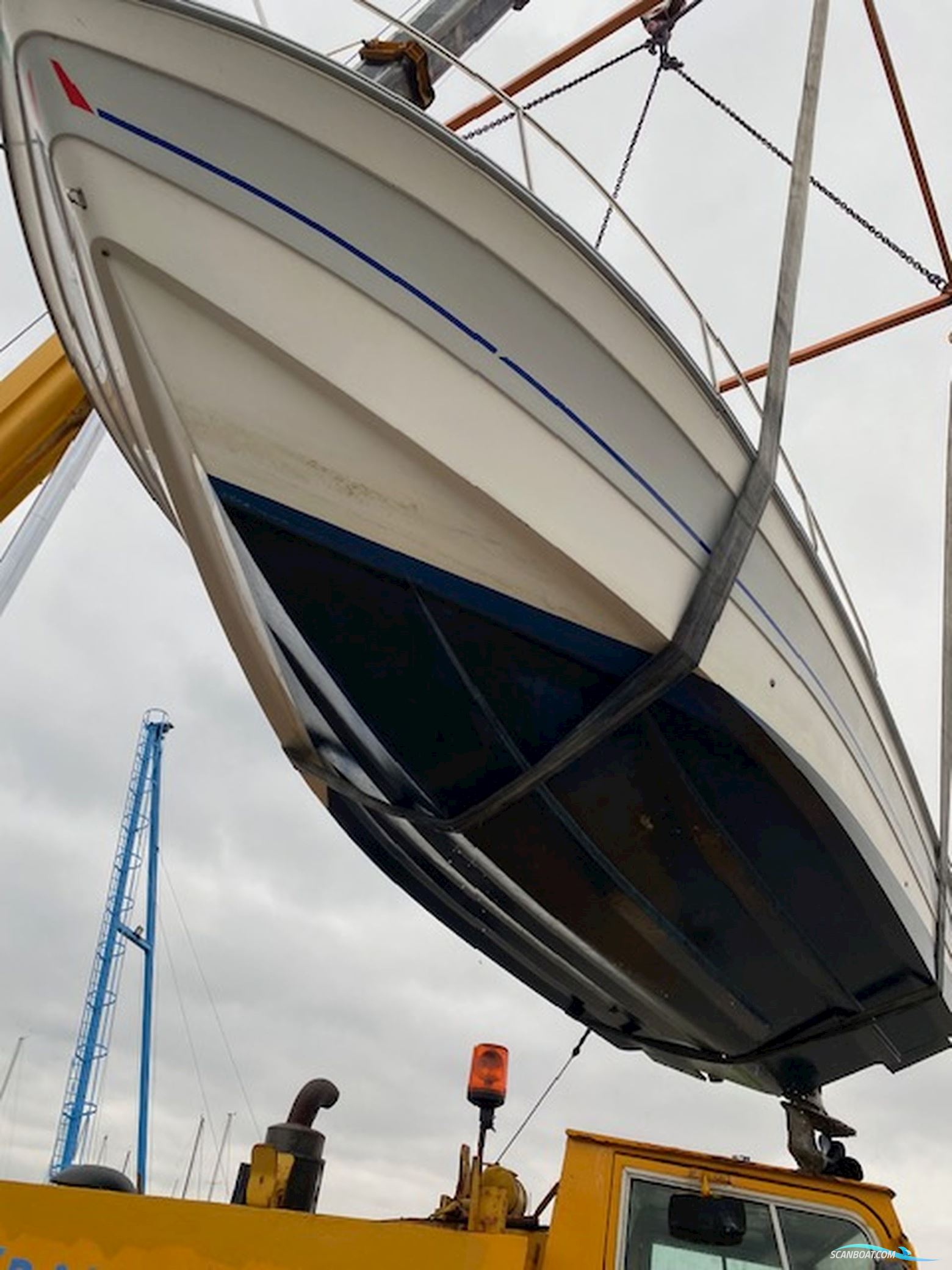 Marex 7100 Sport Cruiser