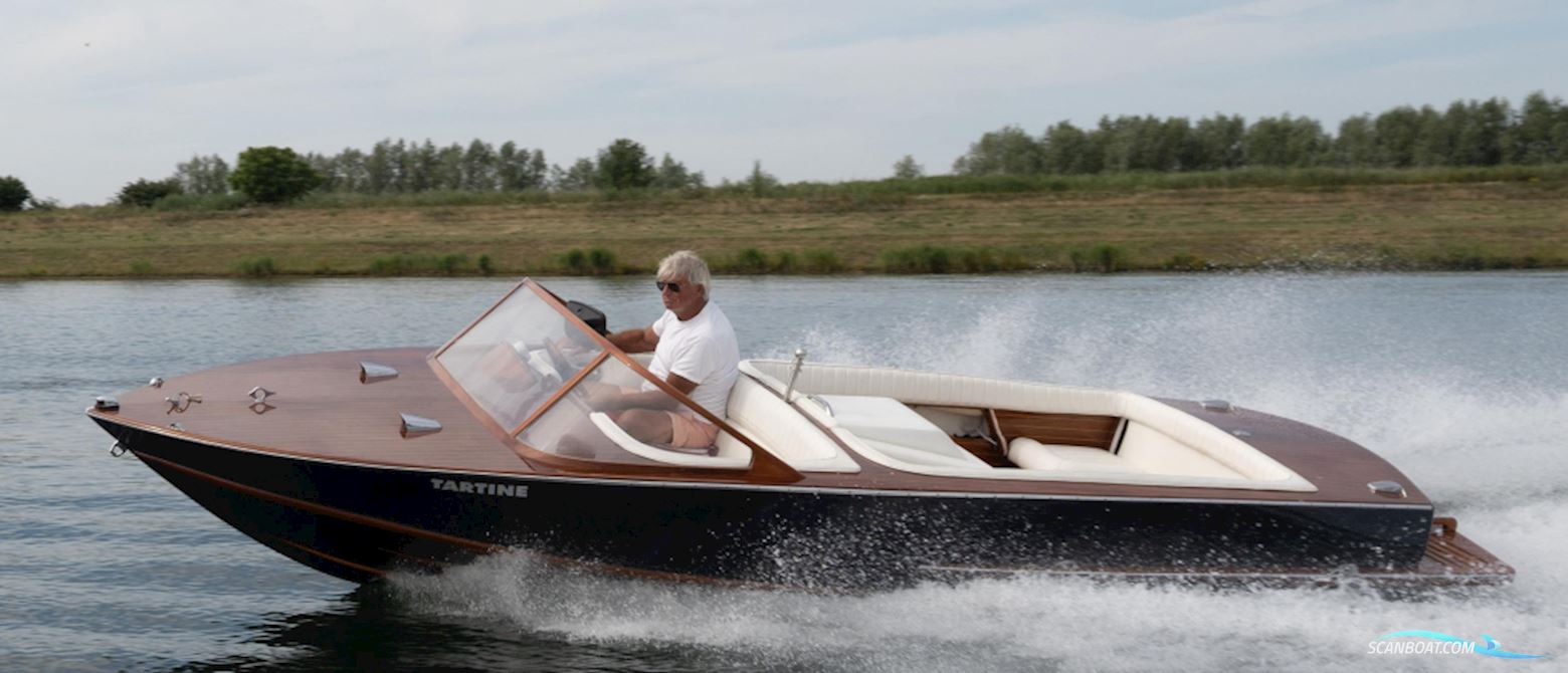 Max 580 Motorboten 1979, met Chrysler motor, The Netherlands