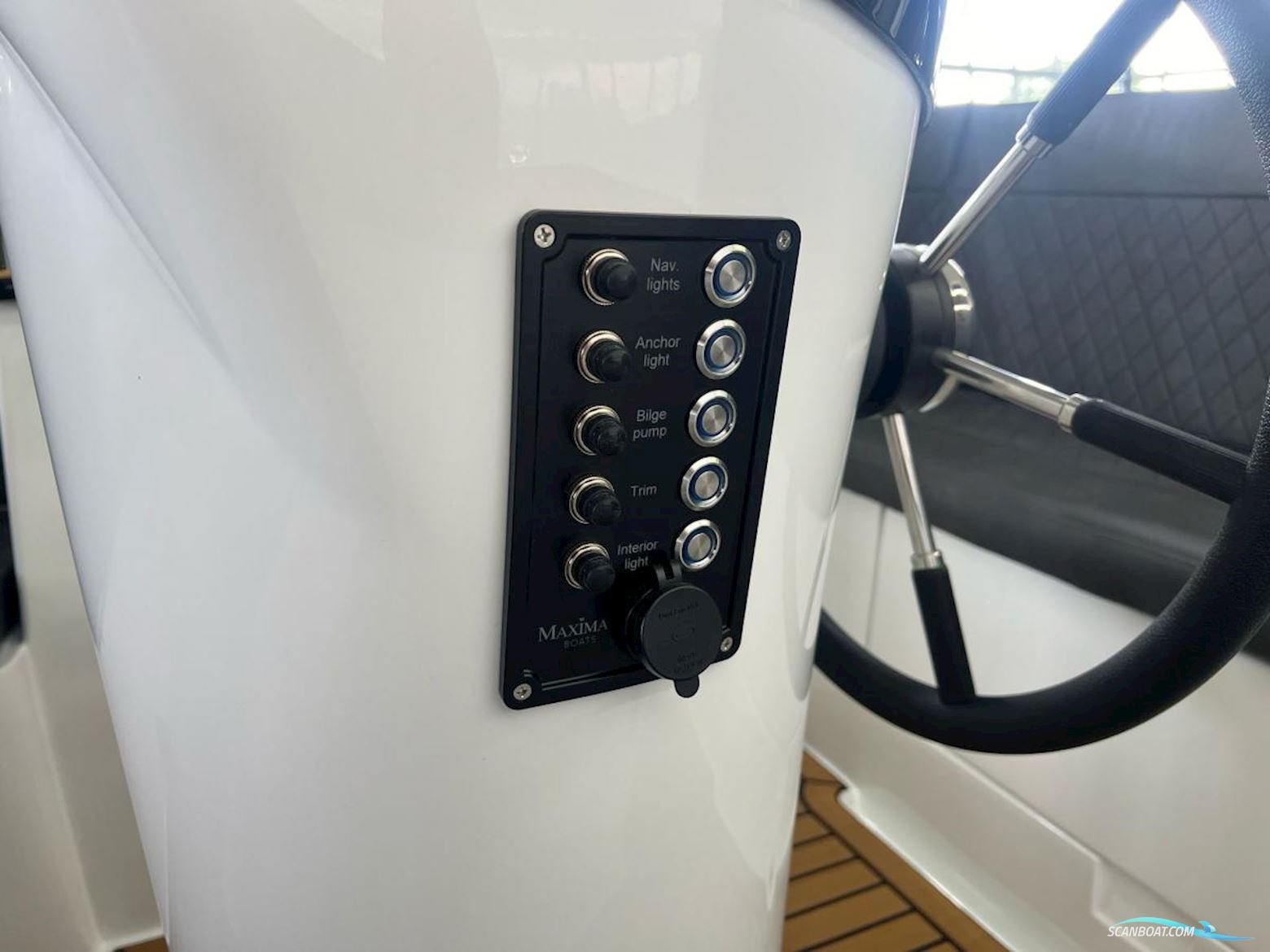 Maxima 620 Retro Tender