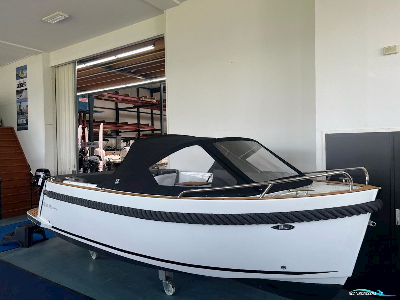 Maxima 620 Retro Tender