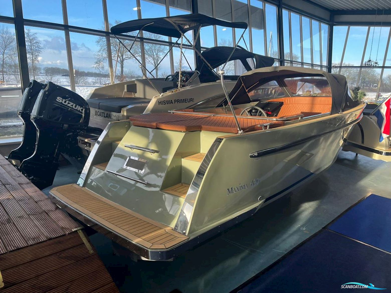 Maxima 630 Tender met boegschroef