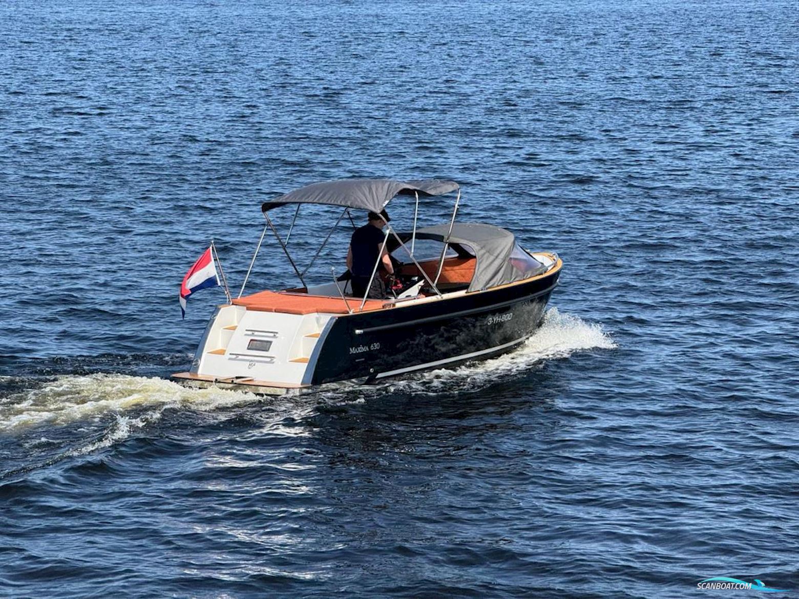 Maxima 630 Tender Met Boegschroef