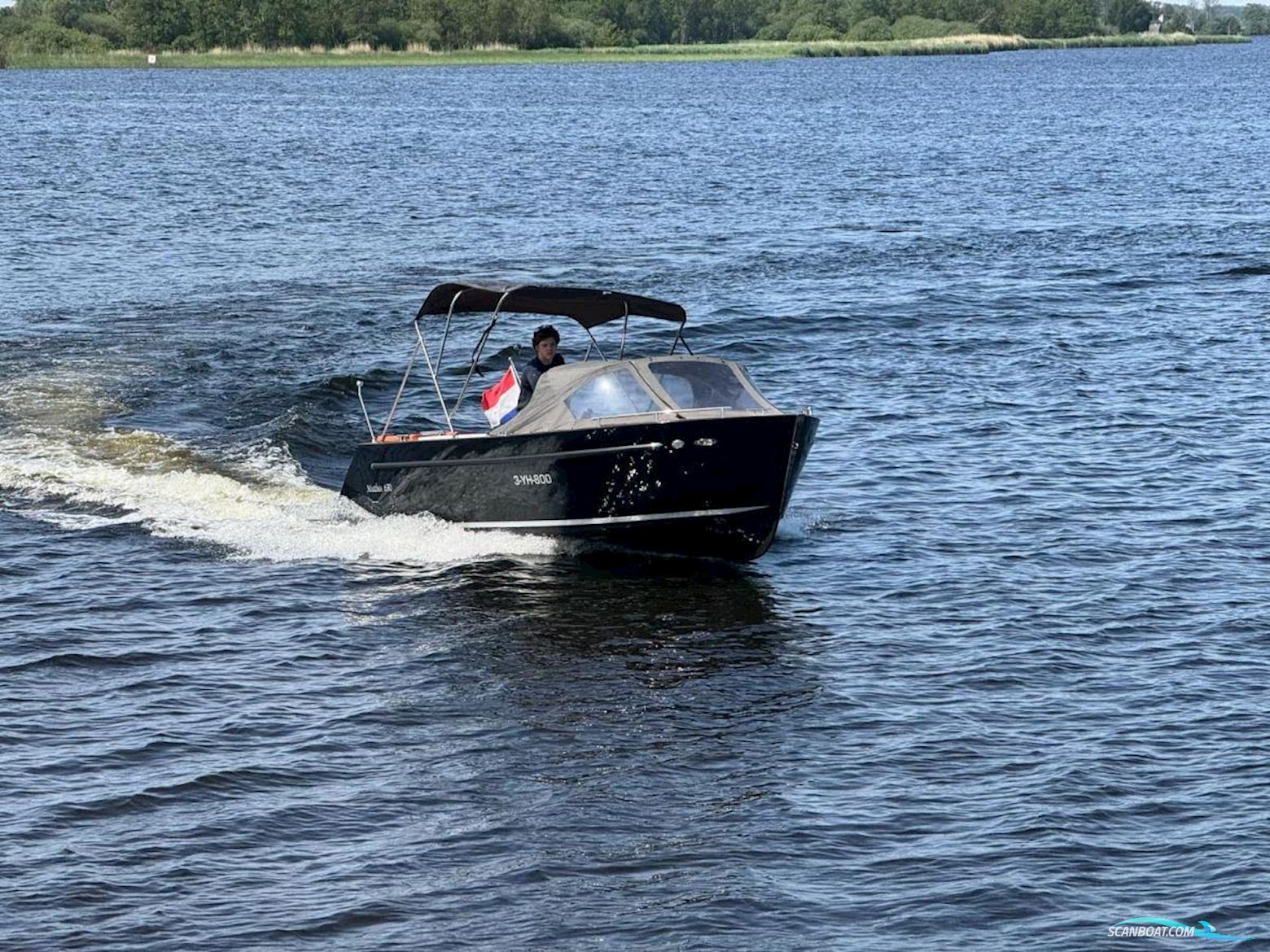 Maxima 630 Tender Met Boegschroef