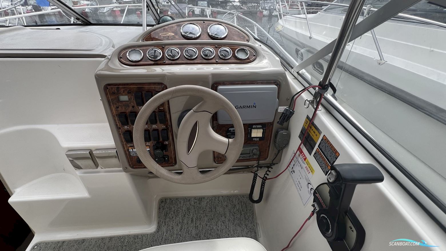 Maxum 2400 SC