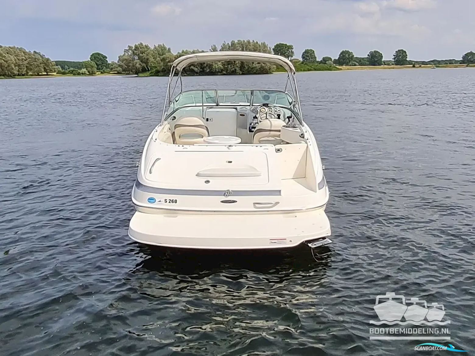 Maxum 2400 SC3, inclusief trailer