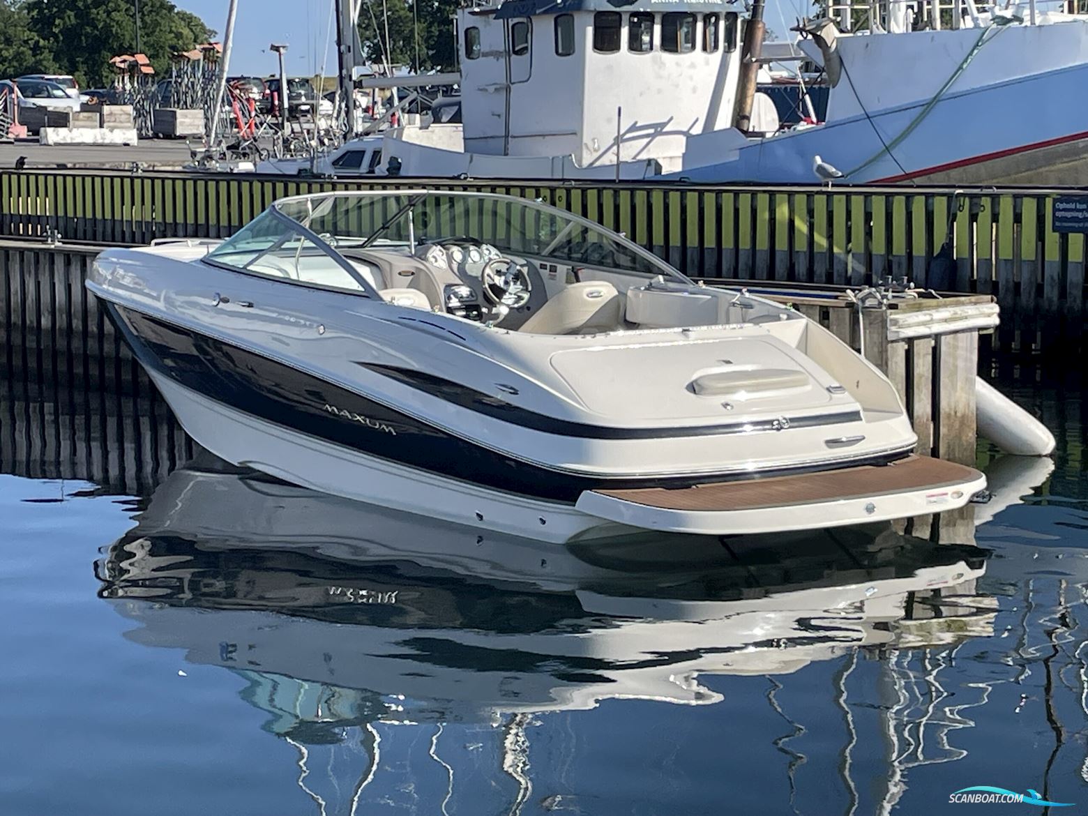 Maxum 2400 SC3. Nedsat Til 180.000,- Motorboten 2008, met Mercruiser motor, Denemarken