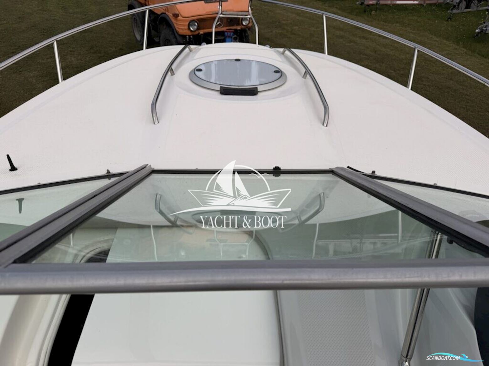 Maxum 2400 SC3