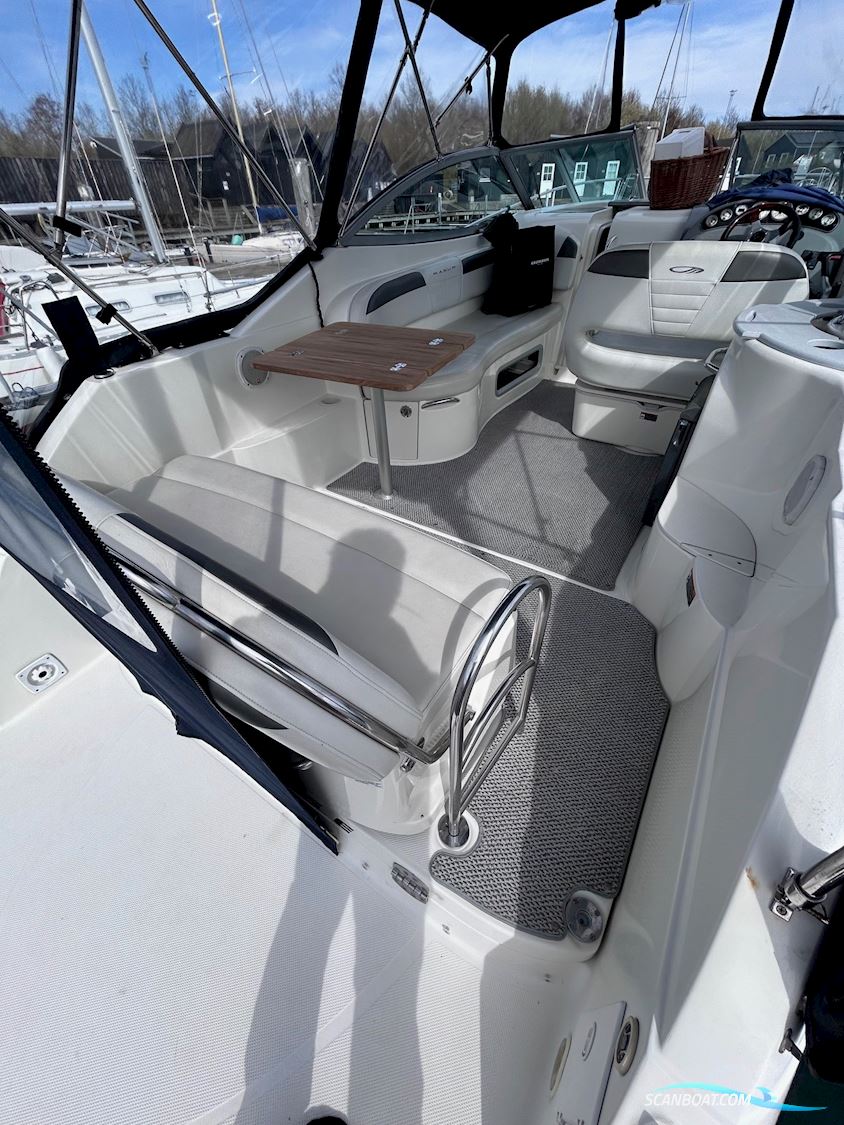 Maxum 2600SE