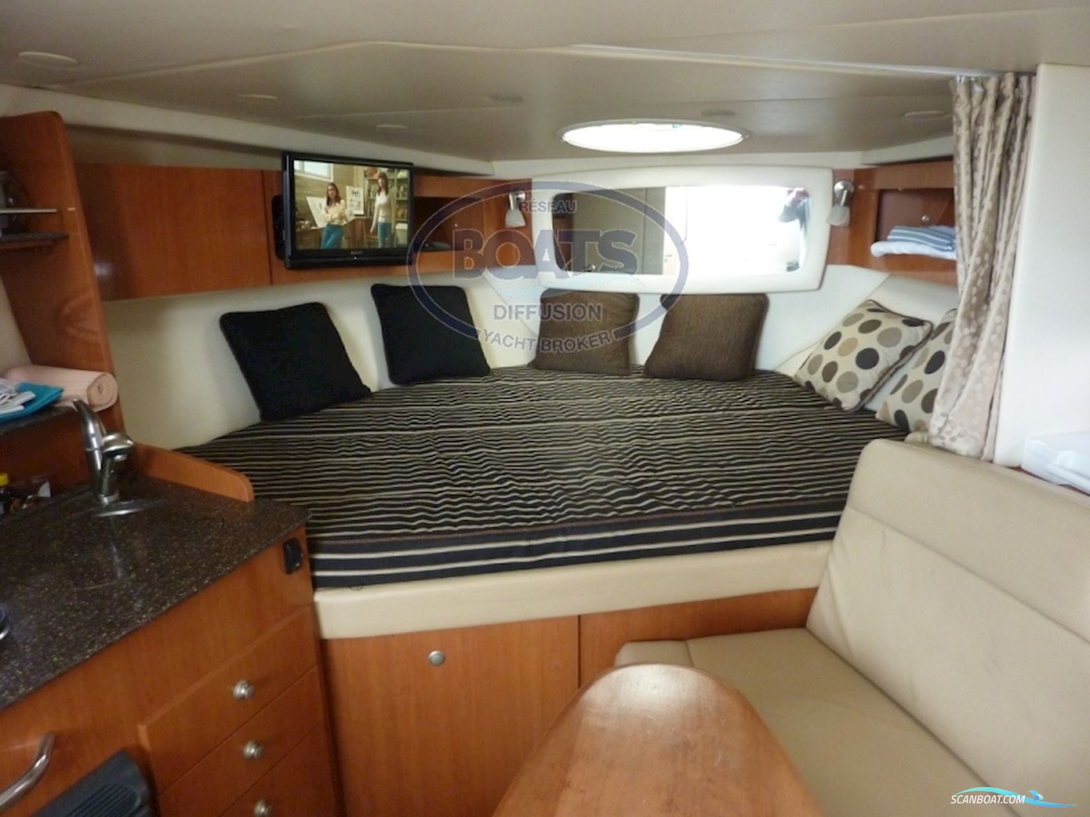 Maxum 2900 SE