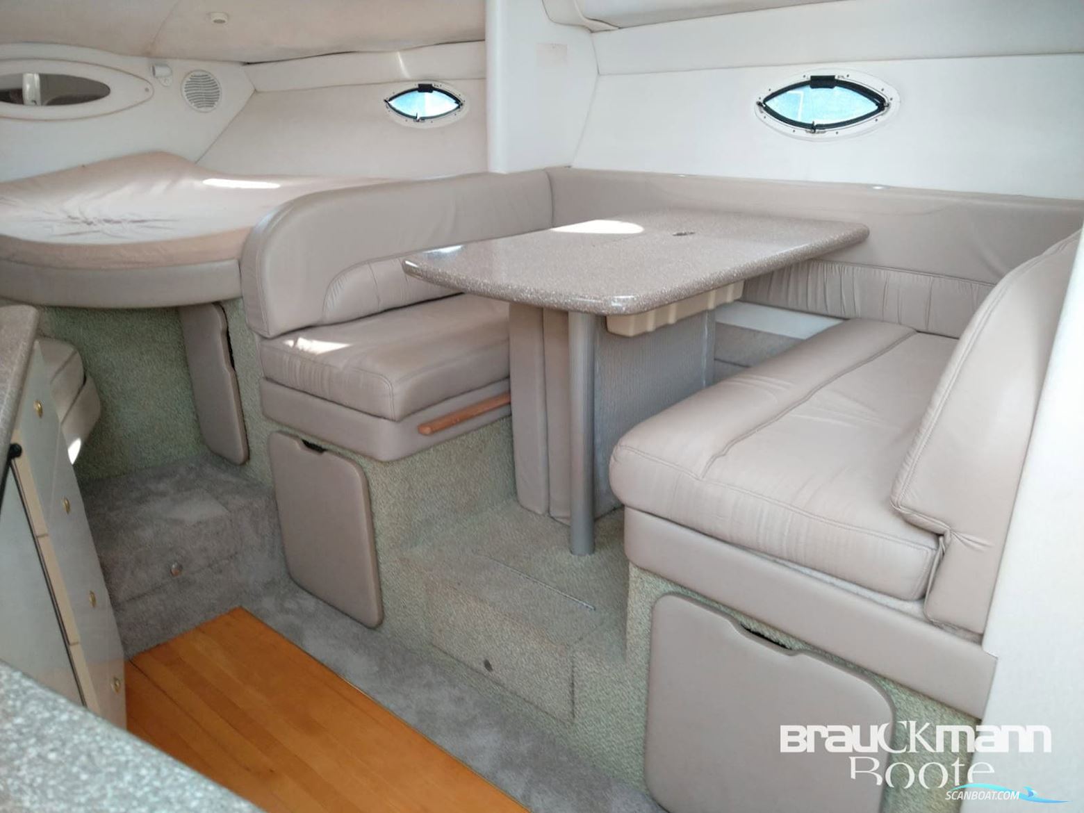 Maxum 3300 SCR