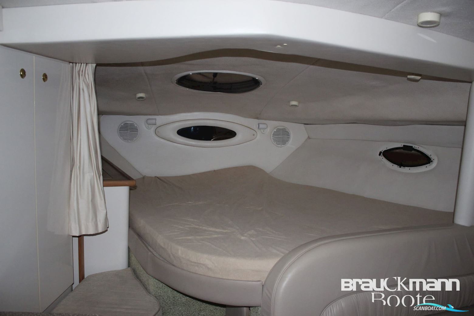 Maxum 3300 SCR