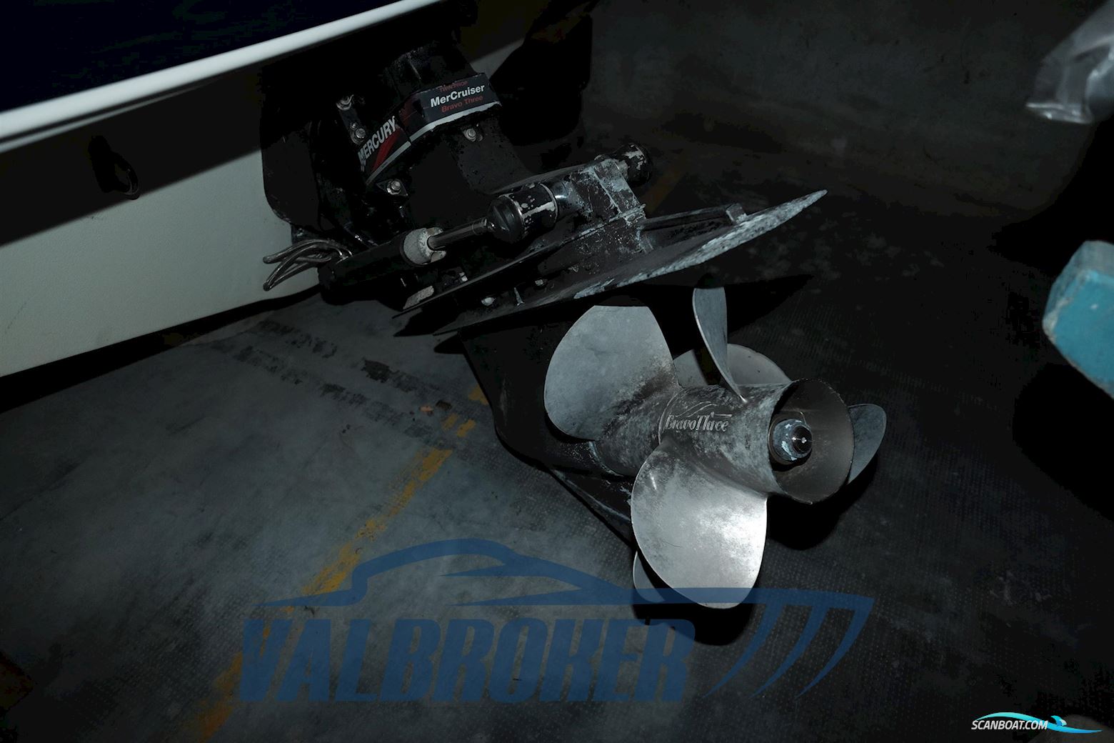 Maxum Marine 2300 SC