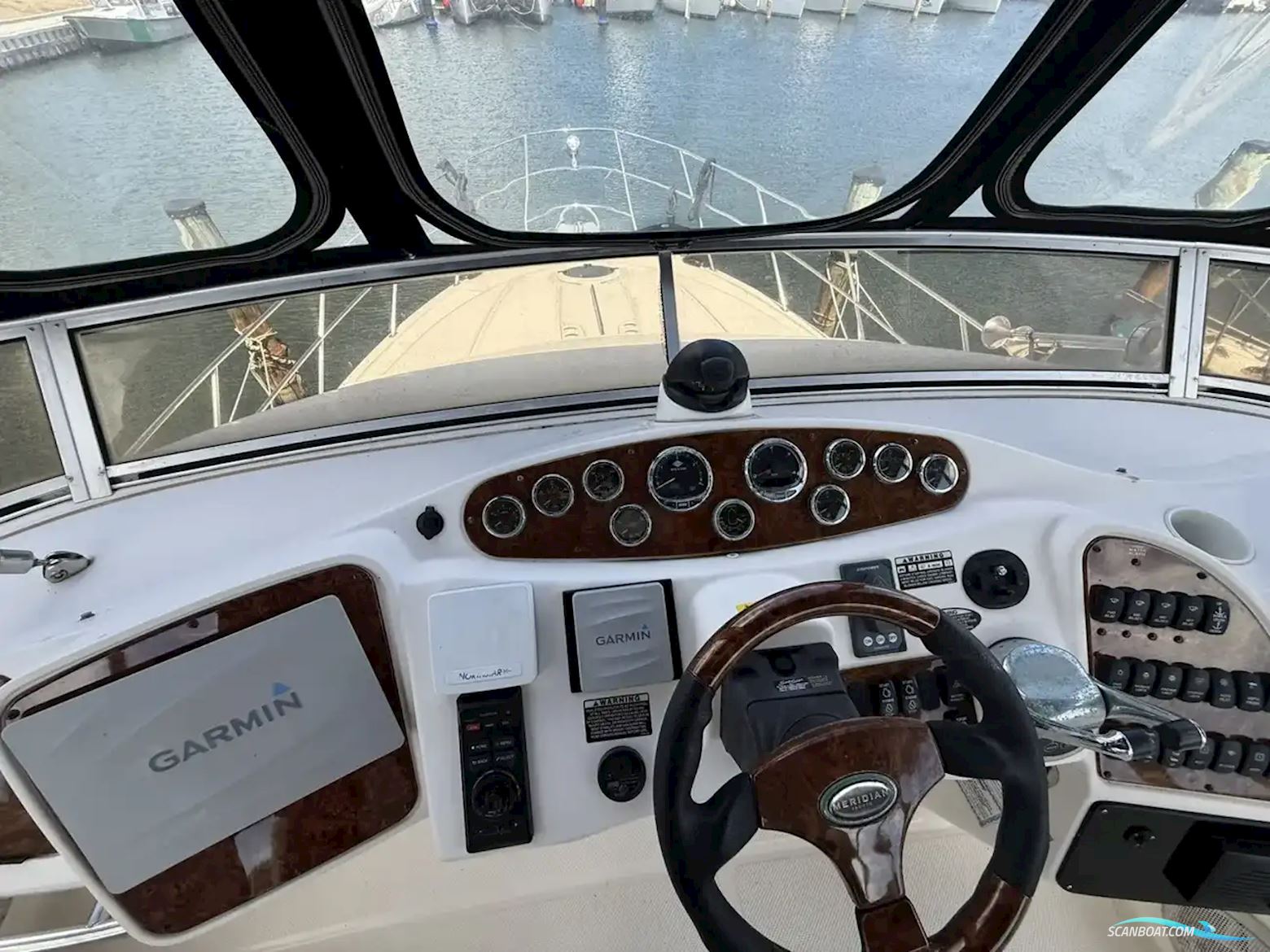 Meridian 459 Motor Yacht