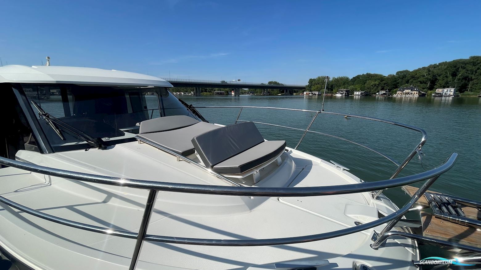 Merry Fisher 895 Offshore