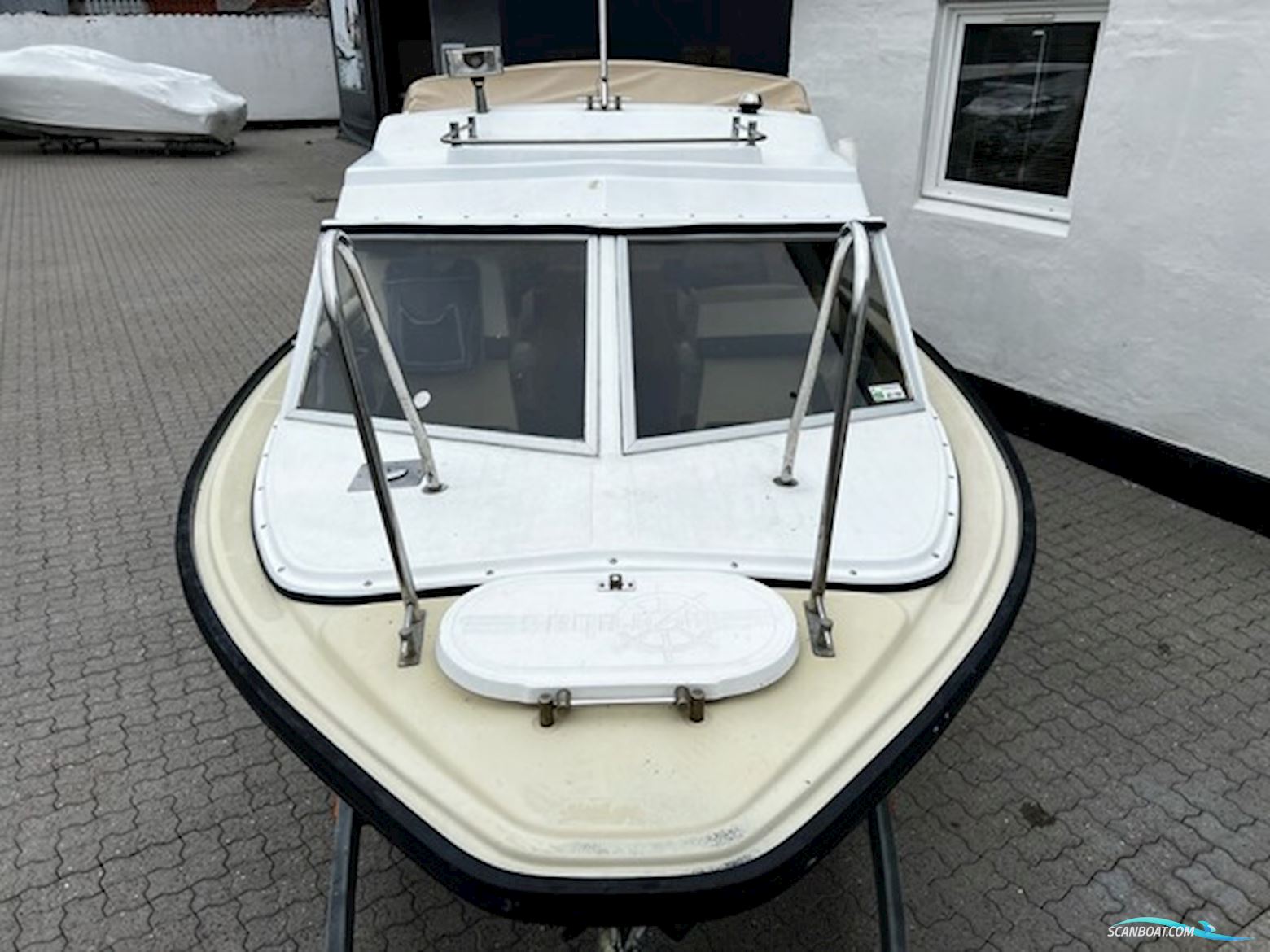 Mørebas 7000 med nyere Mercruiser 3,0L