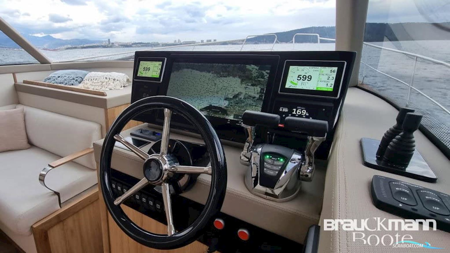 Monachus Yachts Issa 45