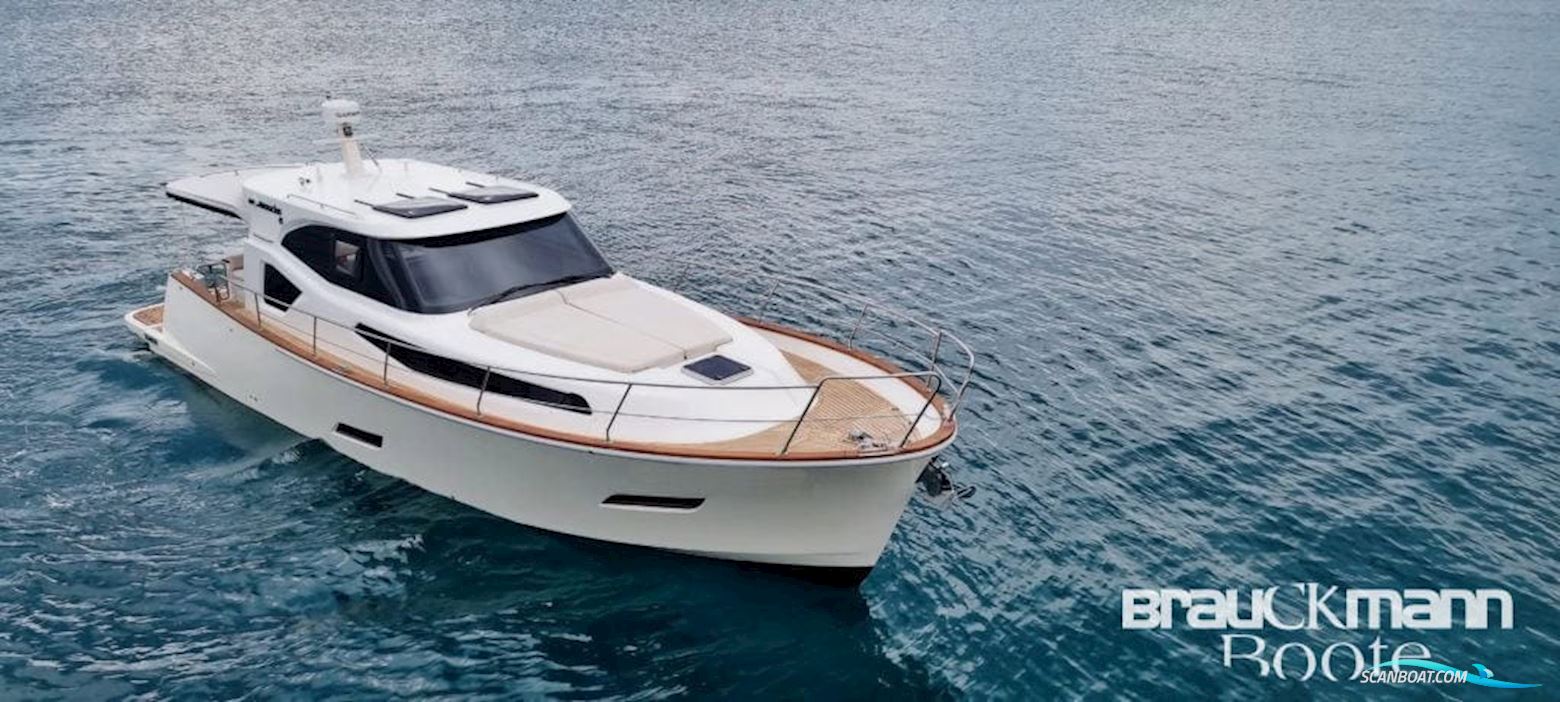Monachus Yachts Issa 45