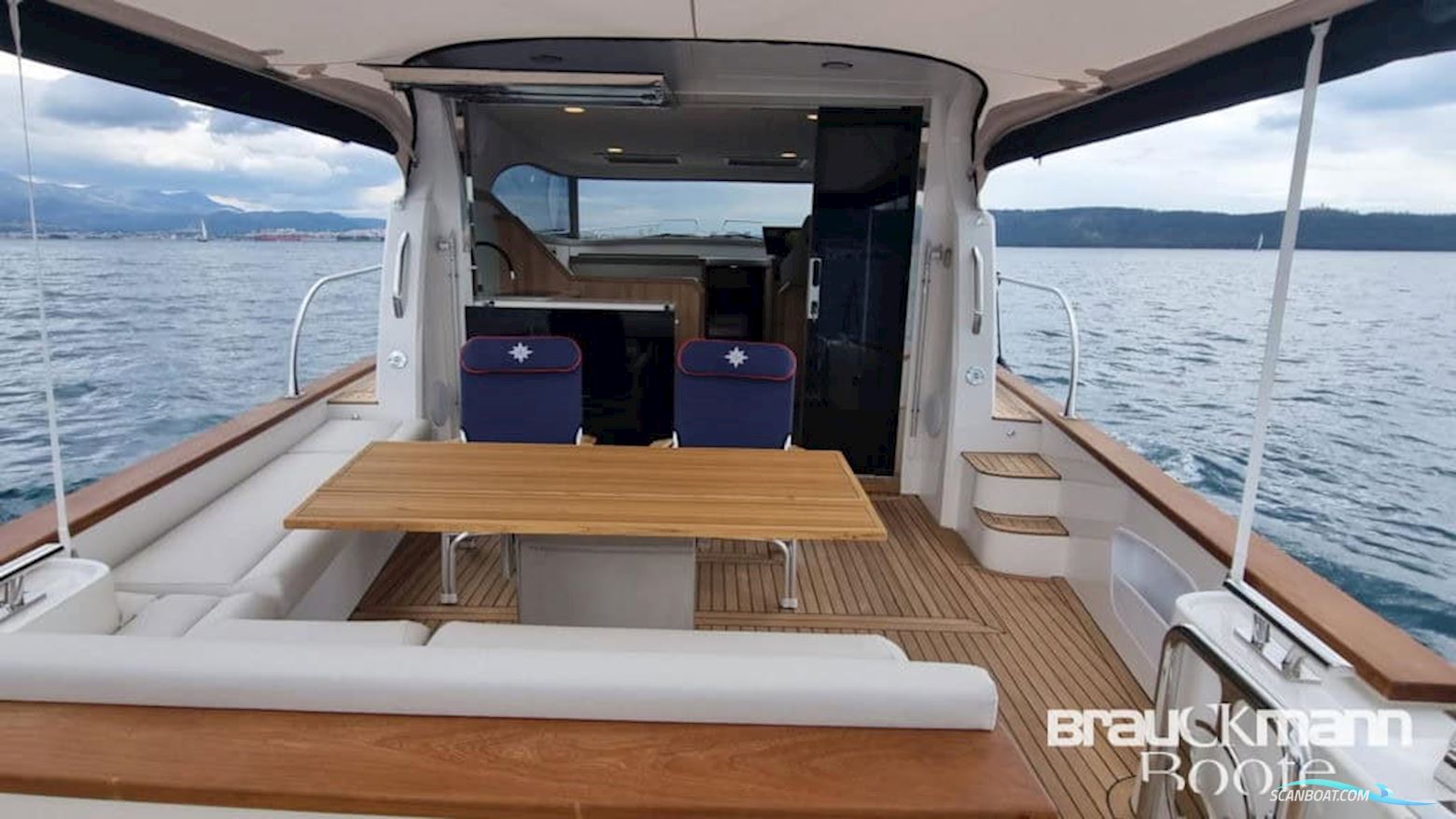 Monachus Yachts Issa 45