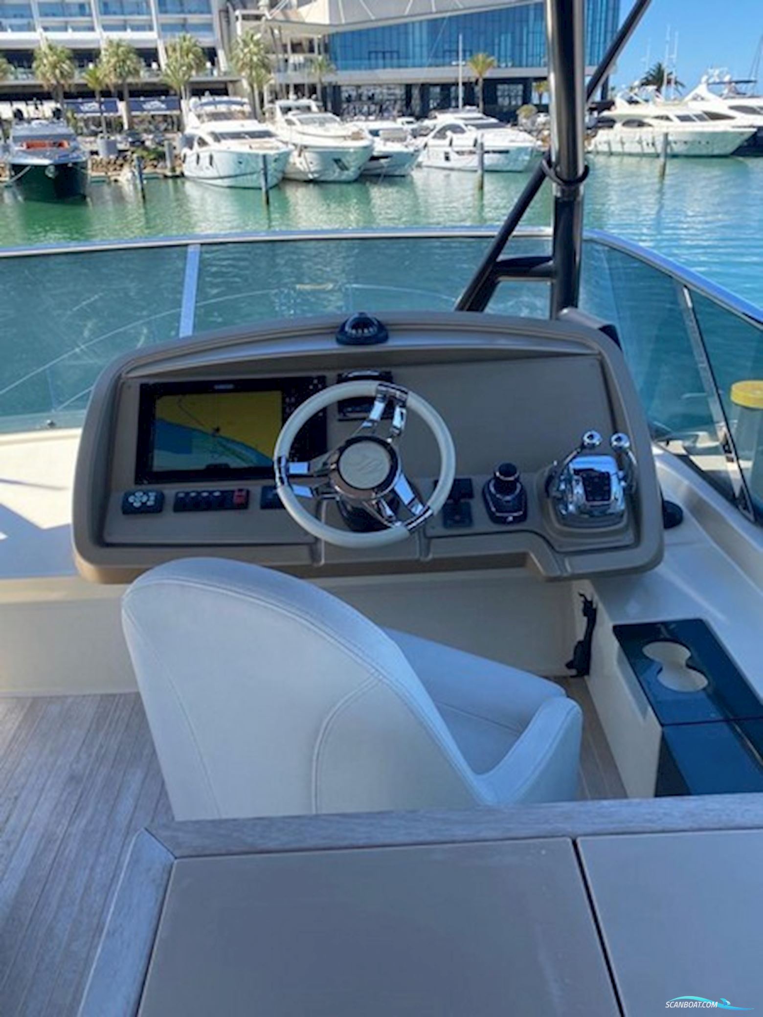 Monte Carlo Yachts 6