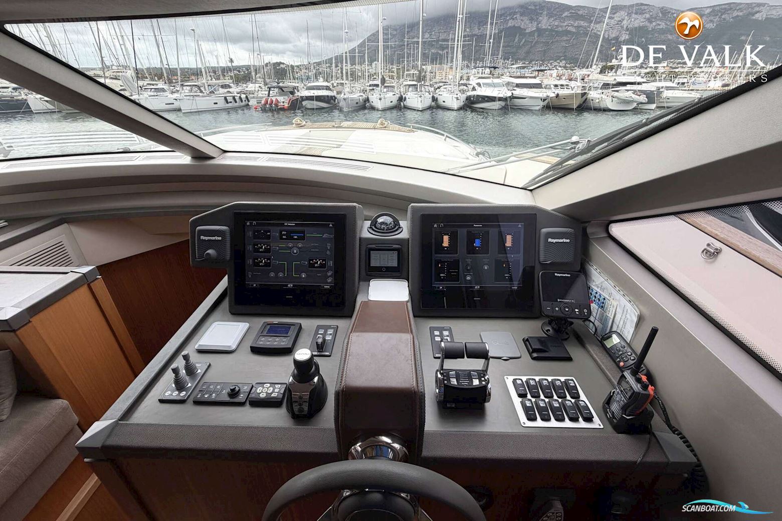Monte Carlo Yachts 65
