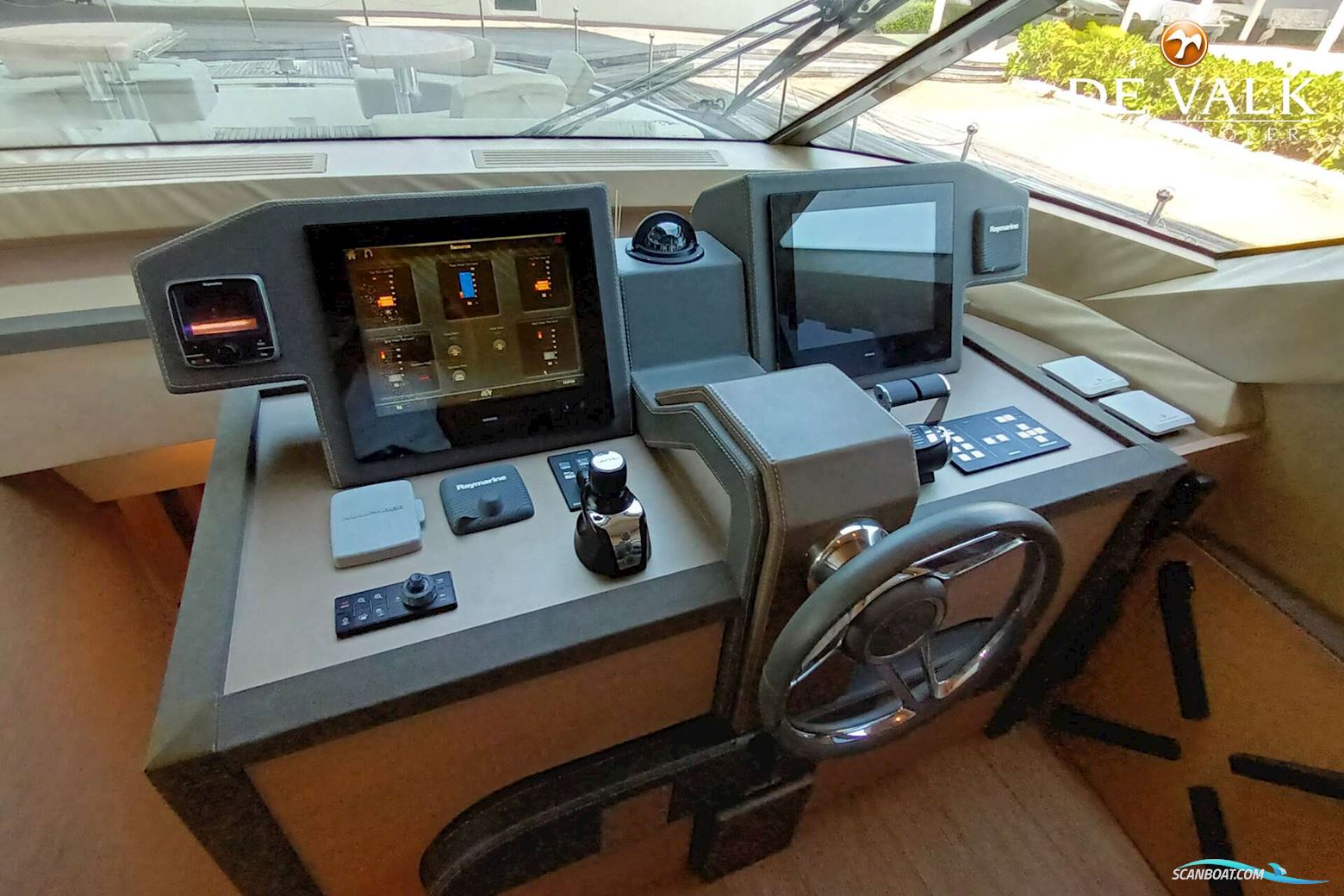 Monte Carlo Yachts MCY 70