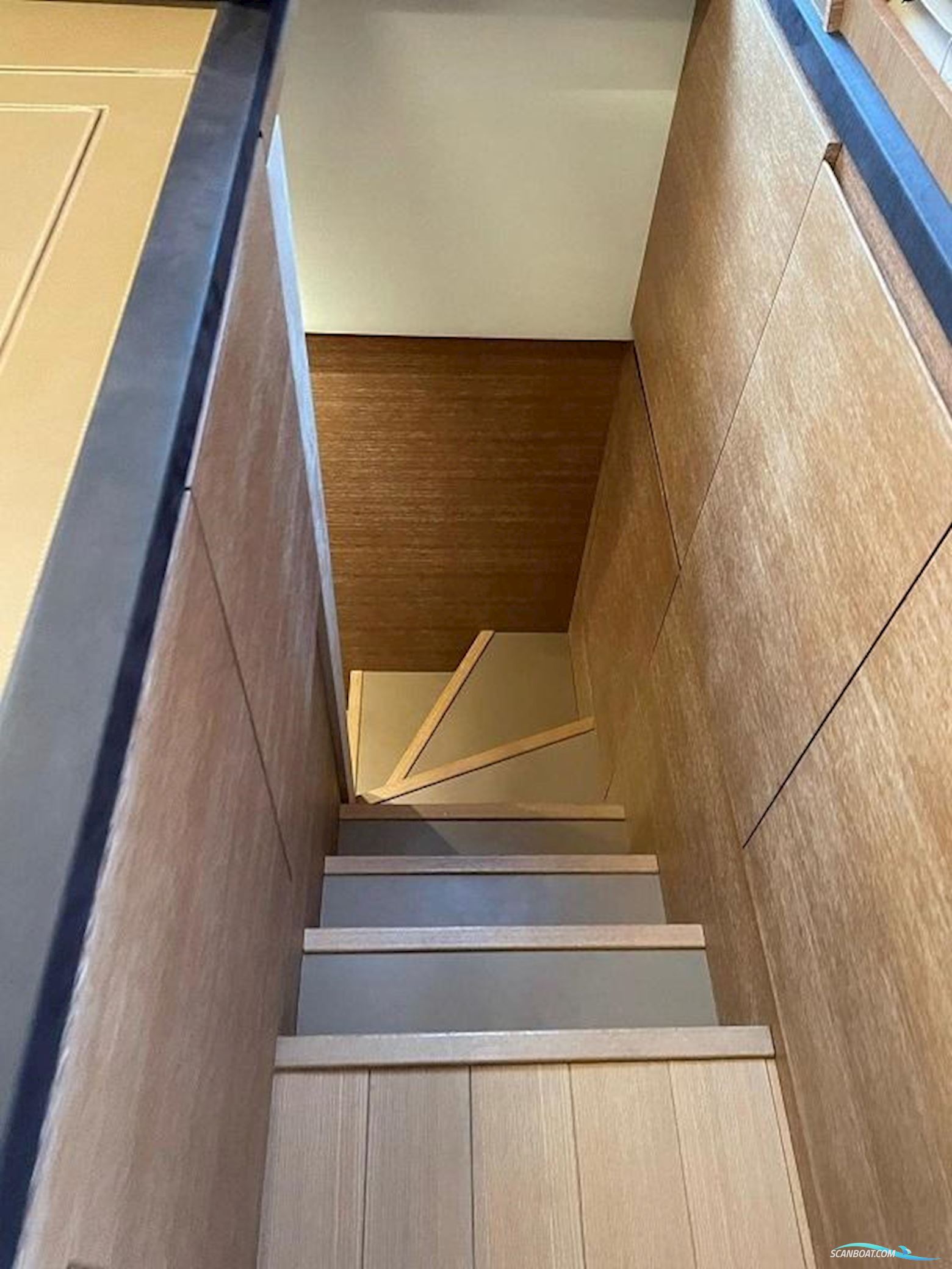 Monte Carlo Yachts MCY 76