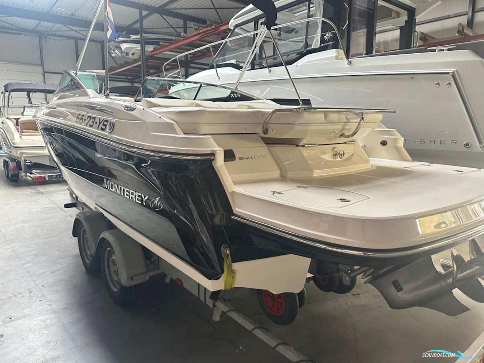 Monterey  244 FSX  Bowrider