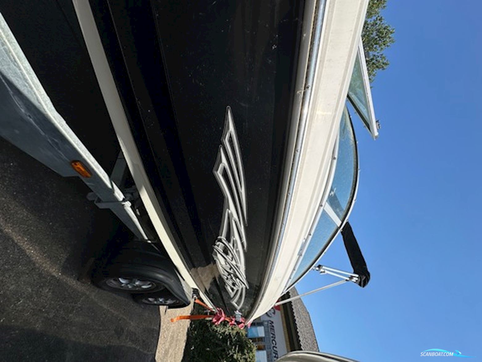 Monterey 194 FS – 2007 – Volvo Penta 4,3L – inkl. trailer – 315 timer – flot stand