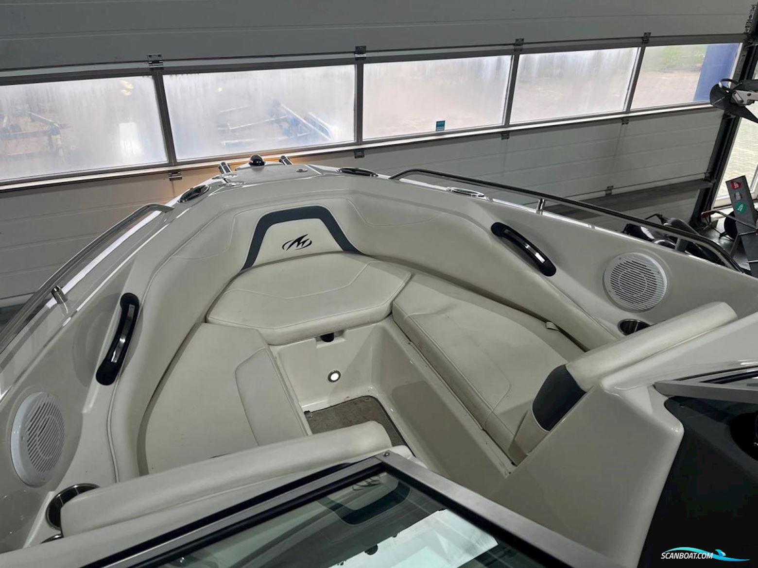 Monterey 204 FS Bowrider