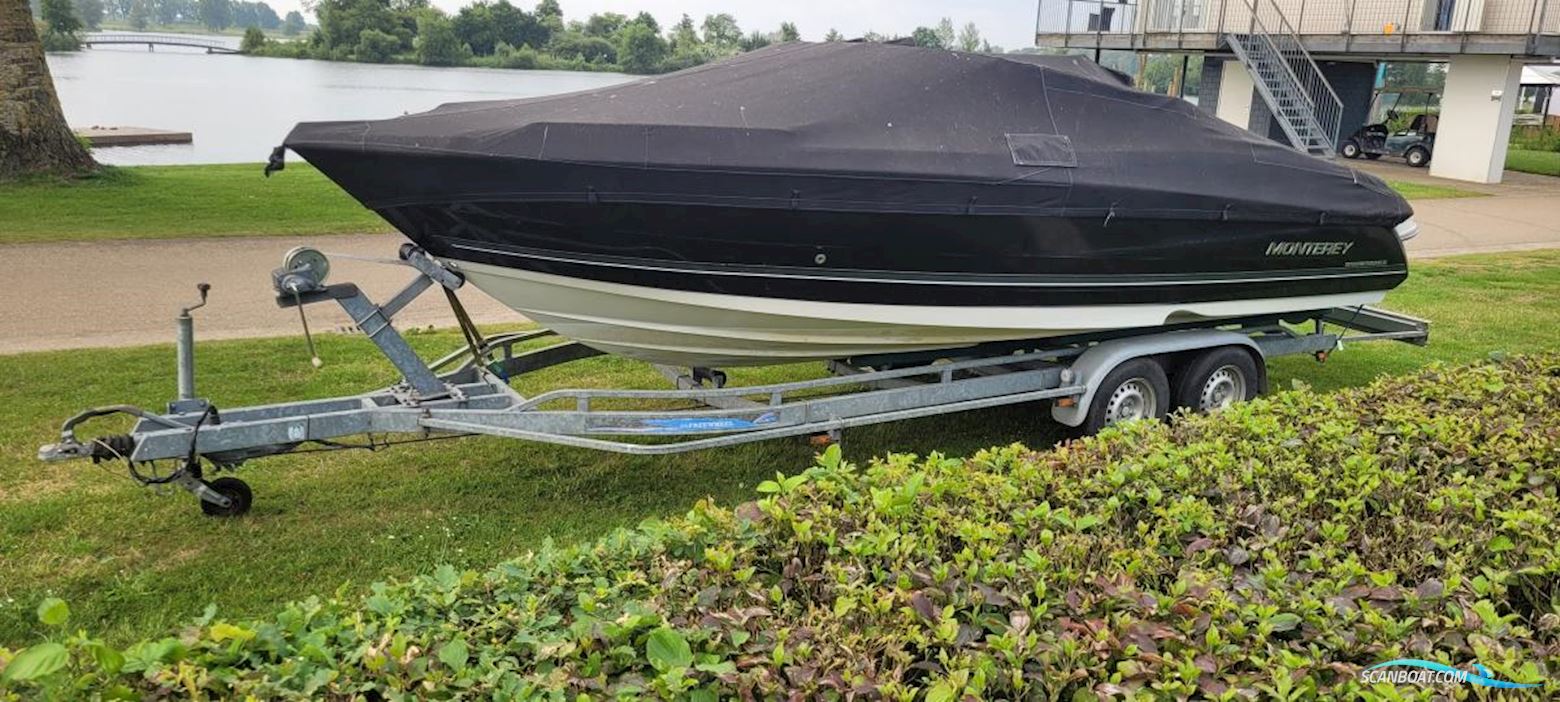 Monterey 214FS Bowrider