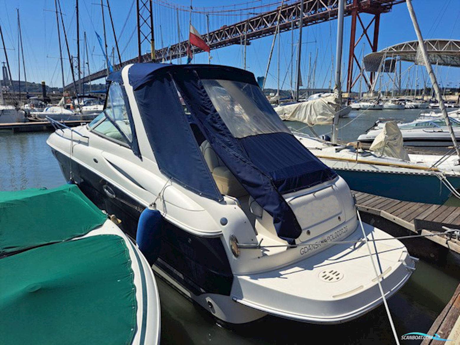 Monterey 265